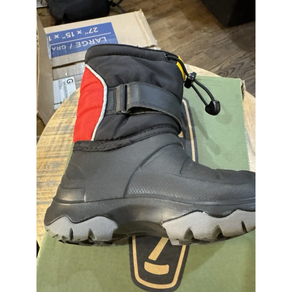 KEEN Lumi II Boot Waterproof Size 24 US 8 Black Red Carpet Insulated‎